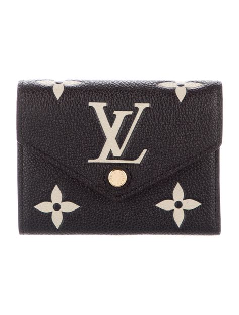 Products by Louis Vuitton: Victorine Wallet.